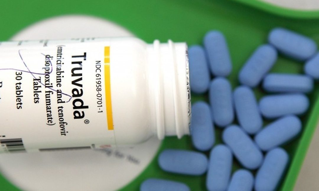 ESTUDOS SOBRE TRATAMENTO DO HIV PARA CRIANÇAS E JOVENS